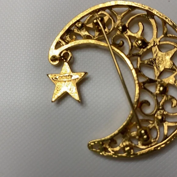 Avon Moon with Star Brooch - Picture 3 of 3